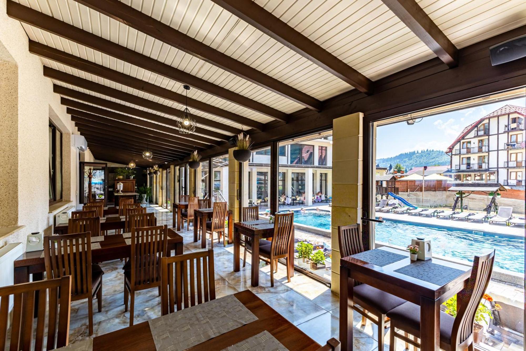 Continental Spa Resort بوكوفِل المظهر الخارجي الصورة